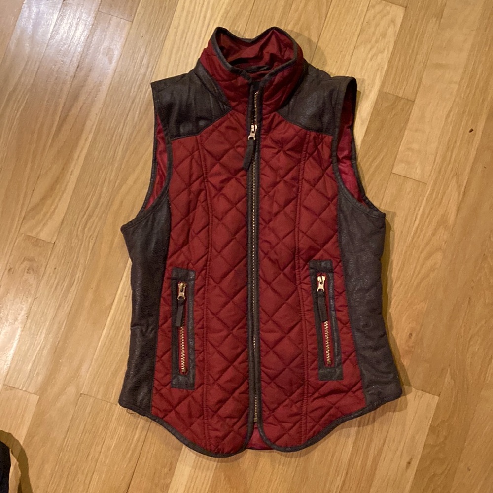 Perfect Kiss: Perfect vest! Sm